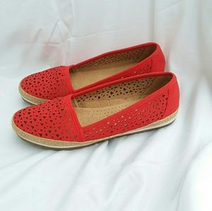 Coral Cutout Flats
